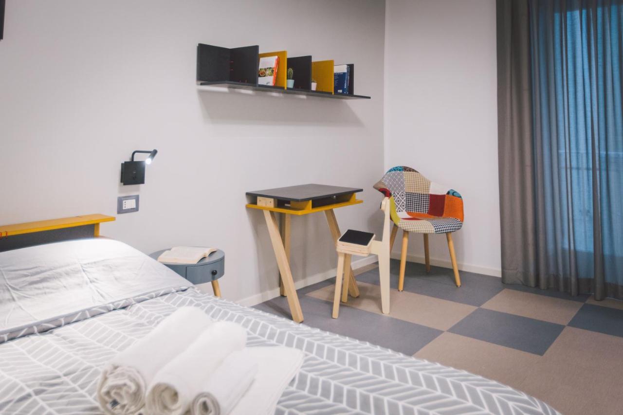 Double Bedroom Apartment Across Ortigia Syracuse Exterior foto